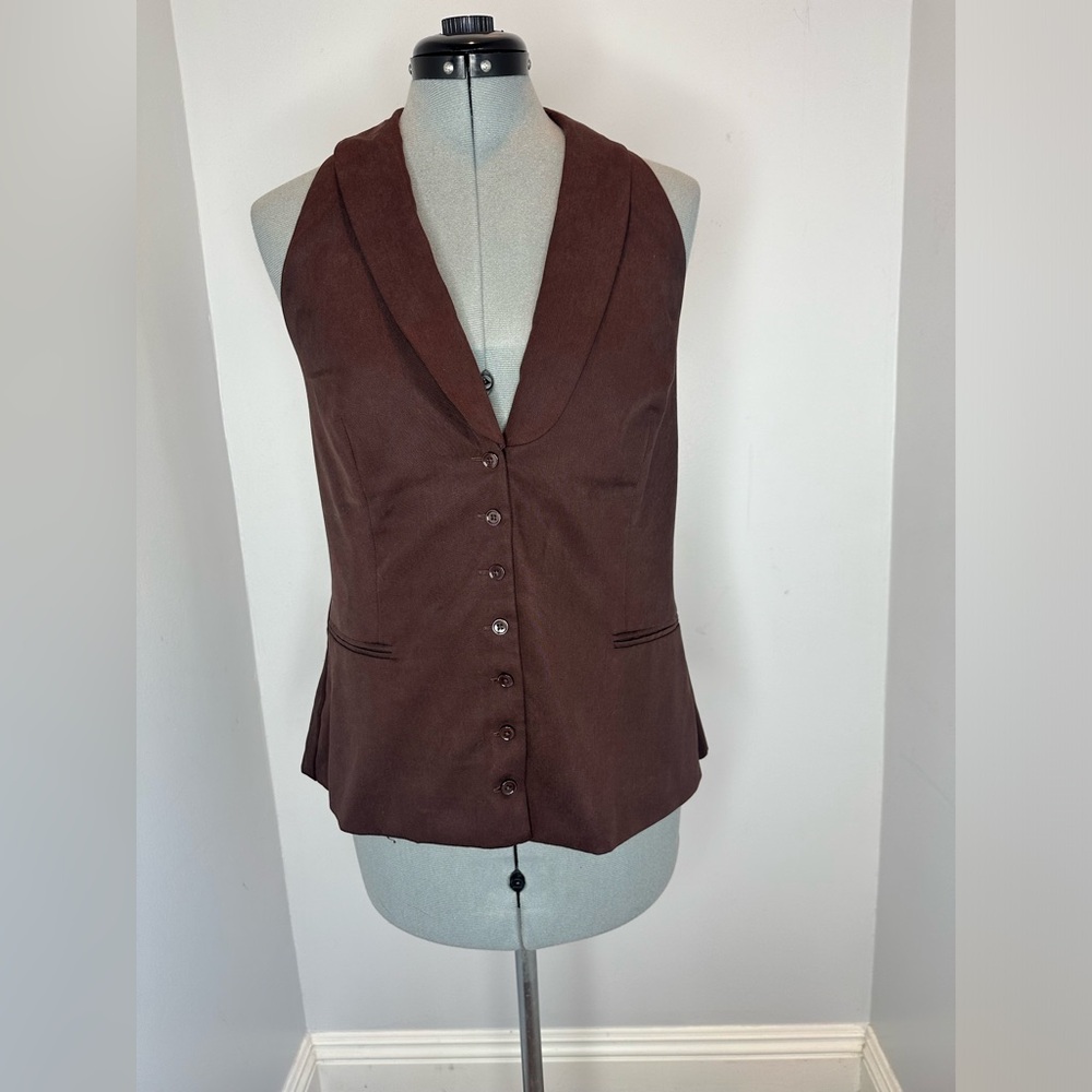 Reformation
Alistair Halterneck Button-Up Vest